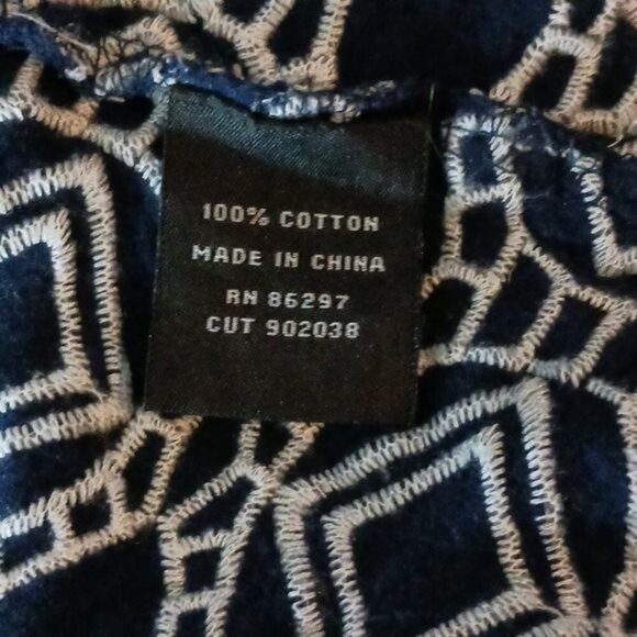 BCBGMaxazria Blouse Blue Embroidered Empire Waist Short Sleeve Size Large - Picture 7 of 7